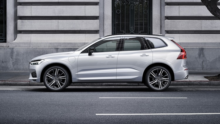 2021 Volvo XC60 Autoblog