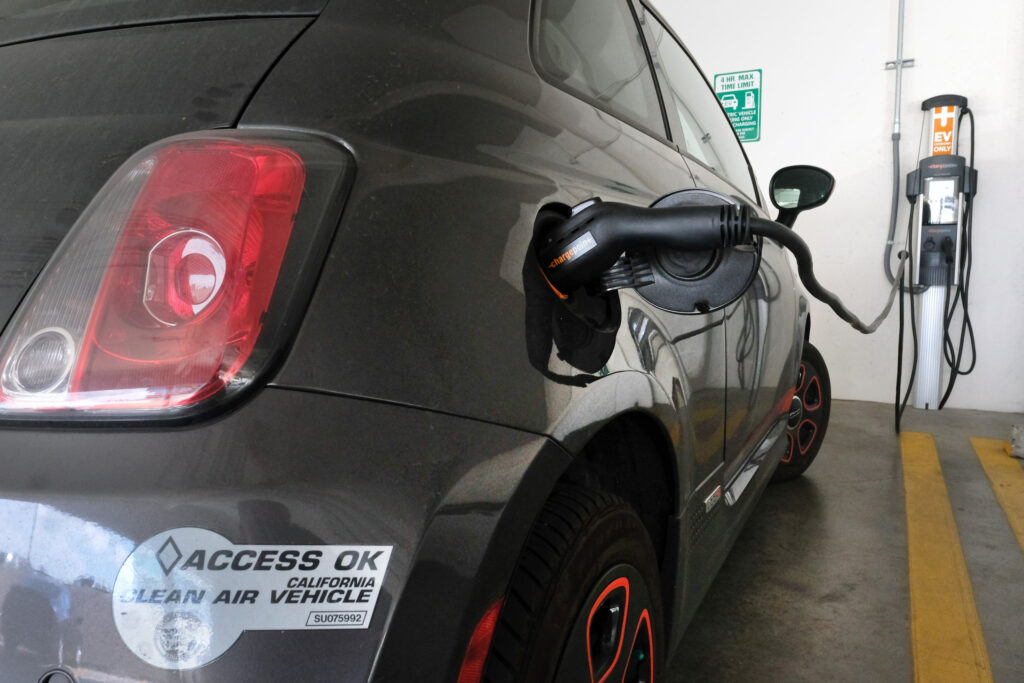California Seeks To Boost Electric car Rebate Program CBS News 8 