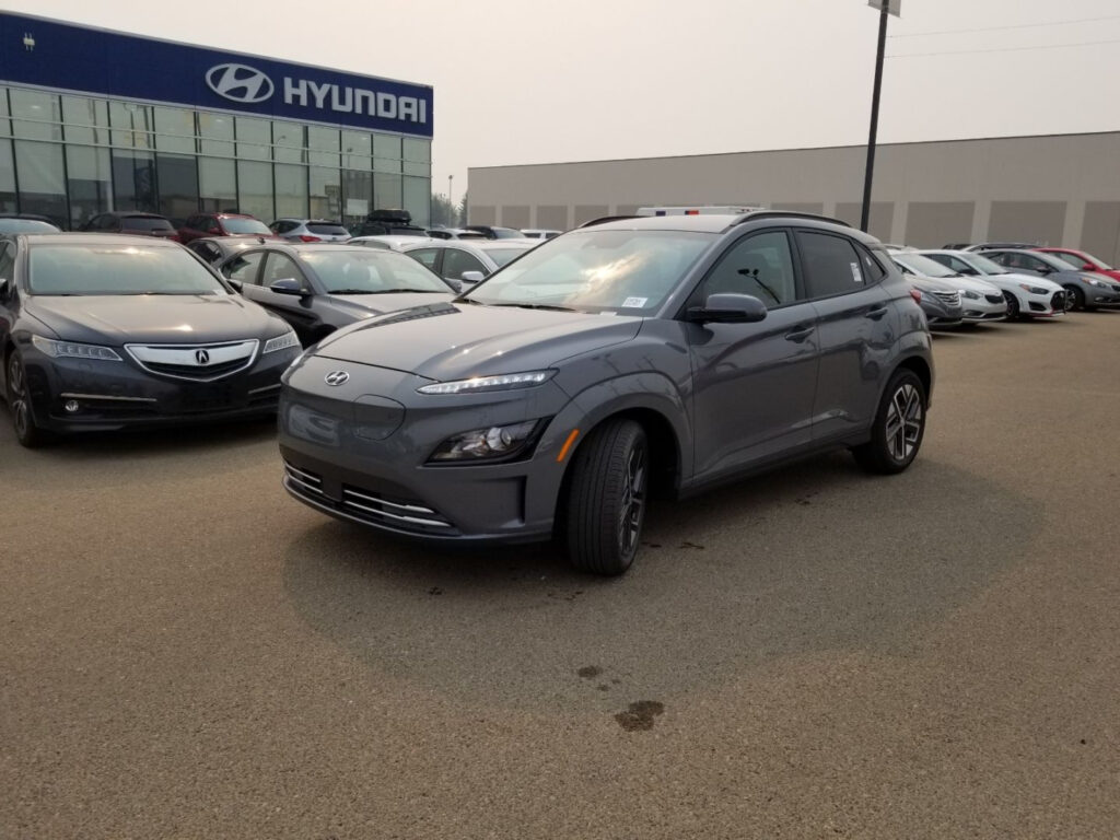 New 2022 Hyundai Kona Electric Preferred 22KN7908 Edmonton Alberta 